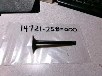 1961-66 HONDA CE 71 CL 77 72 VALVE EXHAUST  NOS OEM 14721-258-000 - Image 1 of 4