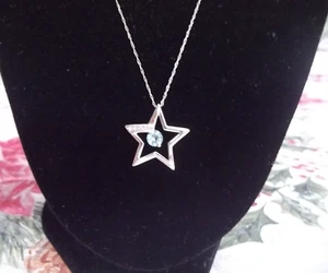 10k Star Necklace - Picture 1 of 6