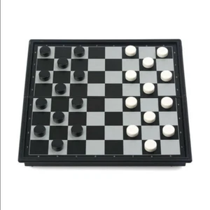 Chic Magnetic Checkers: Elevando el Juego Clásico con Estilo y Comodidad - Imagen 1 de 24