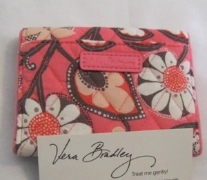 Vera Bradley BLUSH PINK PETITE Trifold WALLET Coin EURO For Purse BACKPACK  EUC - Picture 1 of 3