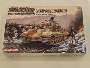 DRAGON 1/35 scale Kingtiger Late Production Ardennes 1944 tank model NEW SEALED - Picture 1 of 4