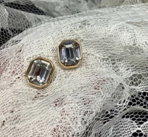 Vintage SAL Clear Swarovski Crystal Earrings Gold Tone Post Pierced - Picture 1 of 4