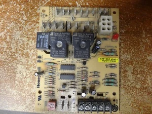 Honeywell Control Board ST9120C 4040; HQ1011179HW---"USED" - Picture 1 of 5