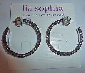 NWT - LIA SOPHIA "TREAD" EARRINGS - SILVERTONE 1 1/2" HOOPS - Picture 1 of 4