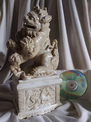 Gran Antiguo Chino Blanco Hueco Porcelana Foo Perro León Cachorros Niños Caballo Salvaje Foto 1 de 4