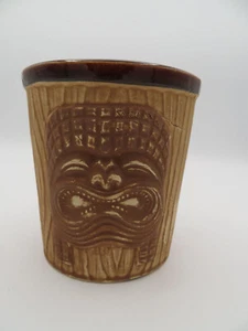 Taza Tiki Marrón 3 Caras Mark Thomas Outrigger Cannery Row Monterey De Colección - Imagen 1 de 6