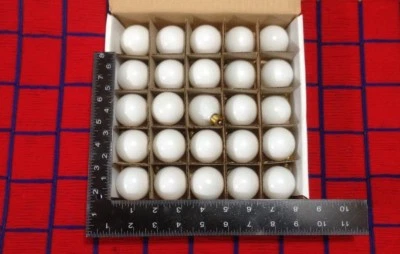 BOX of 25 new WHITE CHRISTMAS C7 string LIGHT bulb G12.5 Round outdoor GLOBE 10w - Image 1 of 4