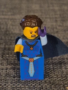 Lego Nexo Knights Queen Halbert Minifigur 70325 - Bild 1 von 4