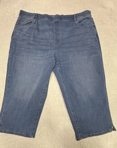 Croft & Barrow® Plus Size 2X Denim Pull-On 420 Med Wash Capri - Foto 1 di 10