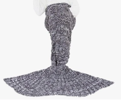 Acogedora manta tejida cola de sirena Foto 1 de 2