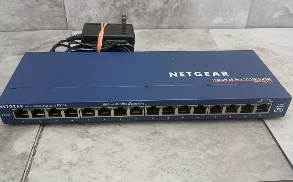 NETGEAR FS116 16 Port Fast ETHERNET Switch 10/100 - Perfect Working Condition - Image 1 of 4