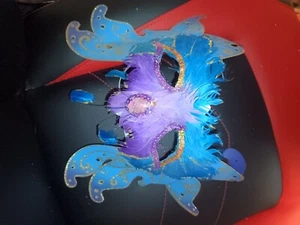 Blue Glitter Feathers 'Diamonds' Mardi Gras Halloween Party Mask Costume - Picture 1 of 17
