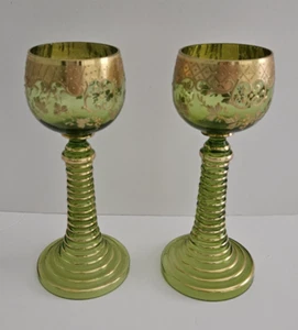 2 Moser calice vino vetro verde dorato oro calice Roemer bohemien antico? - Foto 1 di 10
