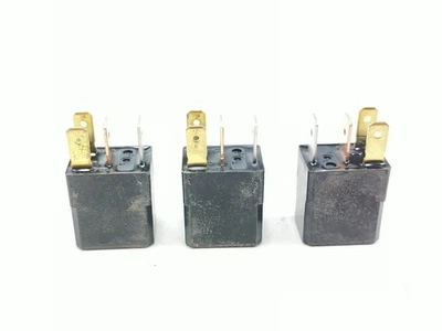 14 Ducati Monster 1200 S Relé ACM33201 CANTIDAD 1 Foto 1 de 4