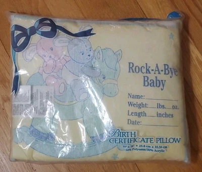 Винтажная подушка для свидетельства о рождении Rock A Bye Baby 10 x 14 дюймов сделано в США - Изображение 1 из 4