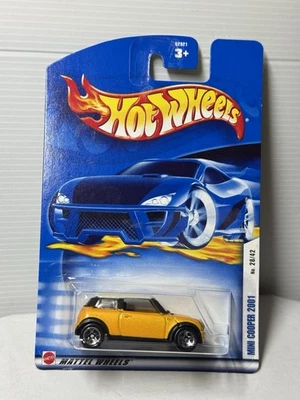 Hotwheels 1/64 🇨🇵 Mini Cooper Austin #040 mainline de 2001 - Photo 1/4
