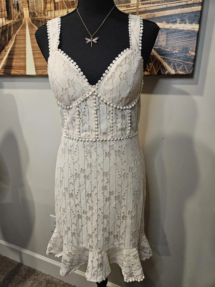 Nuevo con etiquetas Vestido Azura Elegante de Encaje con Dobladillo con Volantes #217 Foto 1 de 4