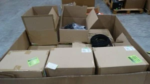 Avocent 12' Cables CBL0047 KVM CABLE BRAND NEW - Picture 1 of 4