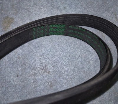 Jeep Liberty Grand Cherokee 2001-2005 3,7 L 4,7 L nuevo MoPar cinturón serpentino Foto 1 de 2