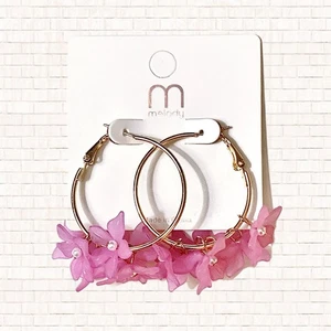 Boutique hoop earrings with dangle flower accents purple pink gold tone NEW OBO - Picture 1 of 4