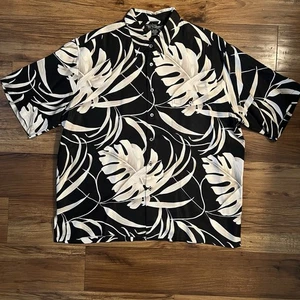 Tori Richard Men's Hawaiian Shirt Short Sleeve 2XL Floral IMPERFECTIONS - Picture 1 of 10