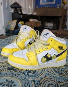 Jordan 1 Mid SE Sneakers Dynamic Yellow Floral (PS) AV5173-700 Sz 5 Youth Unisex - Picture 1 of 15