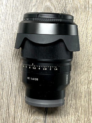 Contax Carl Zeiss Distagon 35mm F1.4 AEG Comes with Contax Carl Zeiss Distagon 35mm F1.4 AEG Comes with