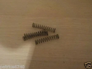LOT RESSORTS VOLET ACCELERATEUR CYCLOMOTEUR PEUGEOT 105. - Picture 1 of 1