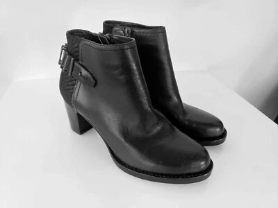 Botines Nanette Lepore de cuero negro 7,5 M Foto 1 de 4