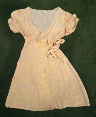 Billabong Floral Peach & Yellow Wrap Tie Waist Dress-Casual-Beach-Pool-Size L - image 1 of 4