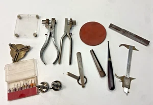 Uhrmacher Werkzeug Konvolut - Drehbankfutter, Planscheiben und ??? - Bild 1 von 15