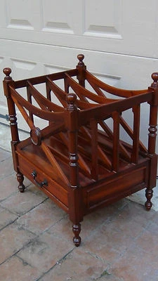 SOPORTE CARGADOR VINTAGE CAOBA CHIPPENDALE 4 SECCIONES CON CAJÓN  Foto 1 de 4