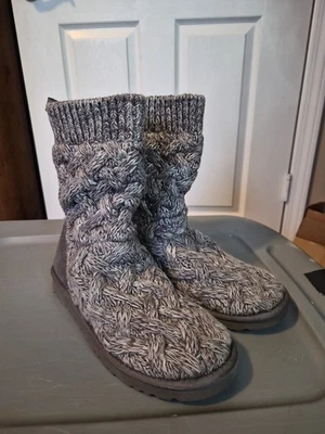Botas de punto grises Ugg "Isla Sweater" para mujer talla 8 Foto 1 de 4