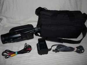 READ DESCRIPTION Sony CCD-FX630 8mm Video8 Camcorder VCR Player Video Transfer - Picture 1 of 6