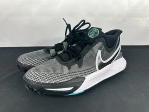 Boy's Nike Kyrie 8 GO "Orca" Shoes in Black/White/Menta Size 6.5y DQ8076-001 - Picture 1 of 6