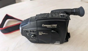 JVC GR-AX55 Compact VHS Camcorder 10x Zoom Powers On Video Choppy Parts - Picture 1 of 4