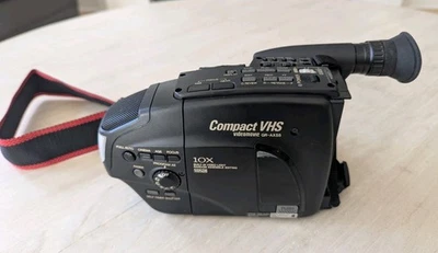 JVC GR-AX55 Compact VHS Camcorder 10x Zoom Powers On Video Choppy Parts - Image 1 of 4