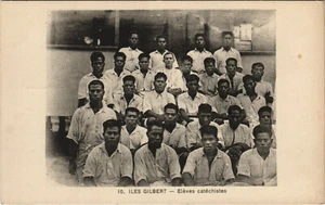 PC KIRIBATI, ILES GILBERT, ELÉVES CATÉCHISTES, alte Postkarte (b29078) - Bild 1 von 2