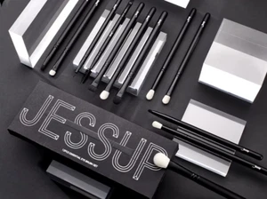 Jessup Luxe Makeup Brushes Set 12 Pcs Eyeliner Eyeshadow Blending Makeup Set - Picture 1 of 8