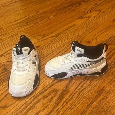 Puma Boy’s White and Black Sneakers Size US 10C - Image 1 of 4