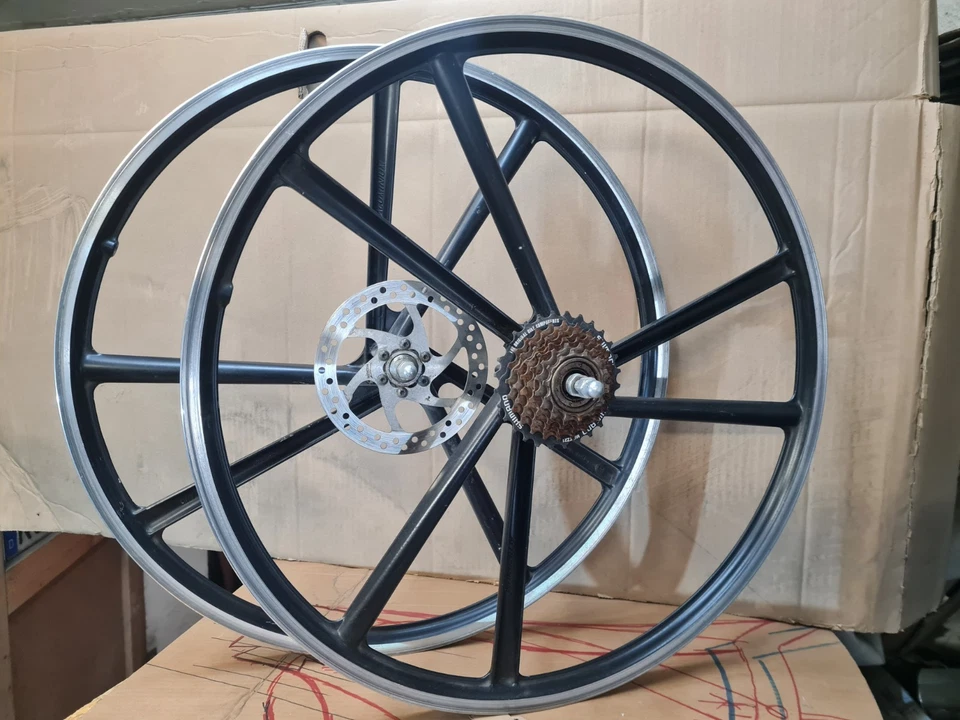 Grimeca Laufradsatz 26 MTB Felgen 6 Speichen - Bild 1 von 2