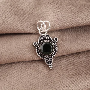 Pendente In Argento Sterling 925 Con Gemma Di Tormalina Verde Per Ragazze - Foto 1 di 3