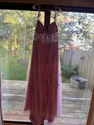 Vestido de Boda y Formal Stacees Lila Talla 18 Nuevo con Etiquetas Foto 1 de 4