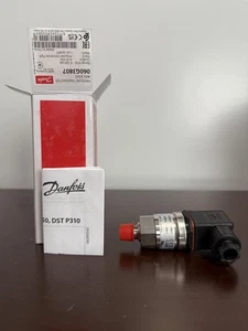 060G3807 Pressure transmitter, AKS 3000, 0 bar 13.8 bar, 0 psi - 200 psi DANFOSS - Picture 1 of 3