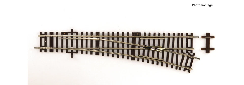 42443 Roco Right switch Wr 15, length 230 mm, 15 degrees - Image 1 of 1