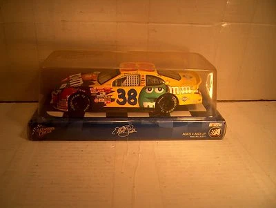 ELLIOTT SADLER # 38 DIE 演员 - M&M 获胜者圆圈 - 日期 2002 — 第 1/4 张图片