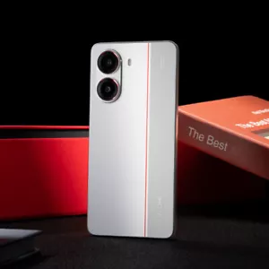 Xiaomi Redmi Turbo 4 5G Dimensity 8400 Ultra 6.67'' 120Hz 50MP 90W 6550mAh IP68 - Picture 1 of 21