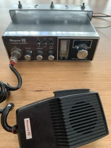 VINTAGE ROYCE 18 CHANNEL CB RADIO Model 1-612A - Picture 1 of 6