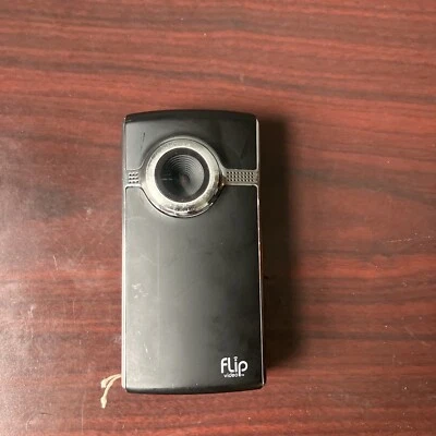 Cisco Flip Ultra HD - Image 1 of 4