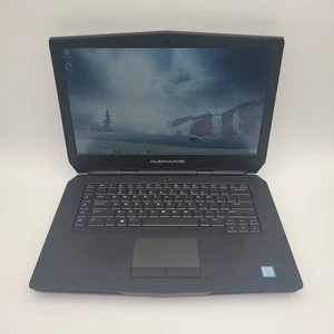Alienware R2 15.6" UHD 2.6GHz i7-6700HQ 16GB 1TB SSD 1TB HDD GTX 970M - Picture 1 of 14